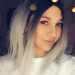 Grey ombré wig 💕